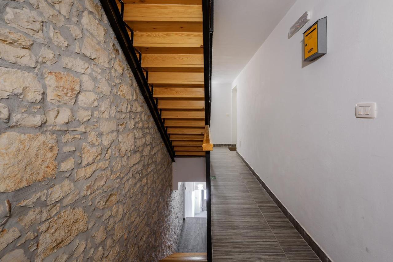 Apartments Dante Umag Exterior photo